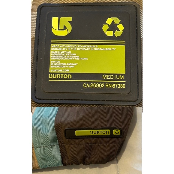 Burton Men’s GMP Traction Snowboard Jacket Plaid Size Medium - Picture 10 of 17